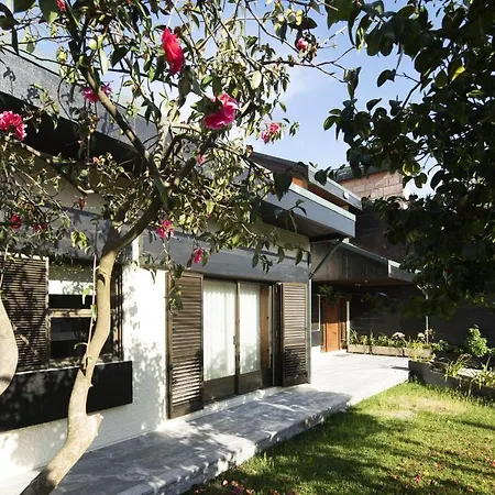 Selection Al بيت للعطل *